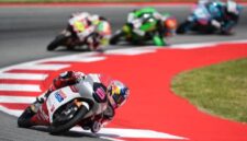 Veda Ega Pratama akan mengawali balapan di Moto3 Grand Prix Ceko 2026 dari posisi kedelapan. (Honda Racing)
