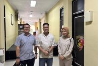 Tim kuasa hukum pelapor perkara dugaan penipuan investasi franchise Kopi DP di Polda Lampung. (Jennus/Istimewa)