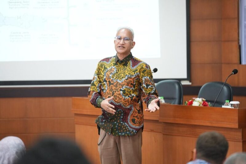 Direktur Eksekutif The Logistics Institute-Asia Pacific (TLI-AP), National University of Singapore (NUS), Singapura, Dr. Robert de Souz