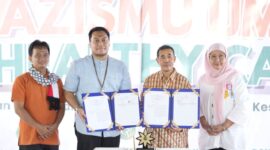 Penandatanganan kerja sama Lazismu UMY dengan RS AMC Muhammadiyah yang ditandatangani oleh Kepala Kantor Lazismu UMY dan Direktur Administrasi, Umum, dan Keuangan RS AMC Muhammadiyah