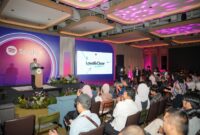 Menteri Ekonomi Kreatif, Teuku Riefky Harsya, memberi sambutan dalam gelaran Spotify Loud & Clear Indonesia di 25hours Hotel, Jakarta, Kamis (25/6/2026).