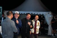 Gubernur Herman Deru menyapa masyarakat pada rangkaian kegiatan bertema digitalisasi dan QRIS sebagai upaya mendorong pertumbuhan ekonomi Sumatera Selatan.