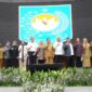 Mendagri Muhammad Tito Karnavian bersama para pemangku kepentingan usai Rapat Koordinasi Perluasan Piloting Digitalisasi Bansos di Jakarta, Selasa (30/6/2026)