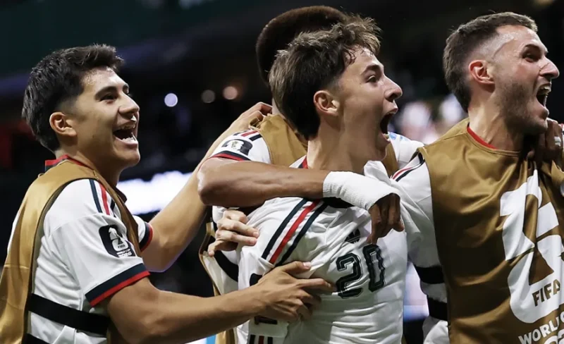 Meksiko, Brasil, dan Swiss melangkah ke fase gugur Piala Dunia 2026 dengan status juara grup setelah menuntaskan persaingan penyisihan grup, Kamis (25/6/2026) WIB. (Getty Images)