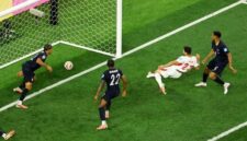 Timnas Turki menundukkan Amerika Serikat (AS) dengan skor 3-2 pada laga terakhir Grup D di Stadion Los Angeles, Inglewood, Jumat (26/6/2026). (AFP/Daniel Cole)