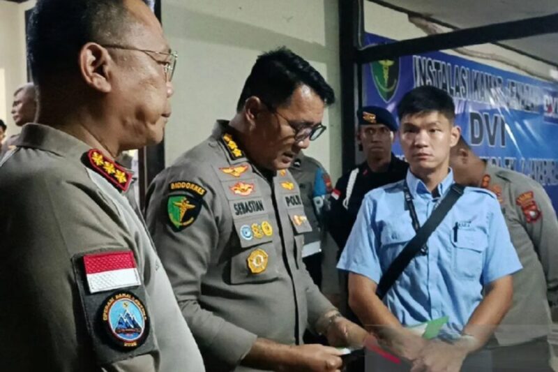 Pemeriksaan forensik memastikan pilot maskapai Associated Mission Aviation (AMA), Nicholas Gosselin, meninggal akibat tembakan yang dilepaskan dari jarak sangat dekat. (Polri)