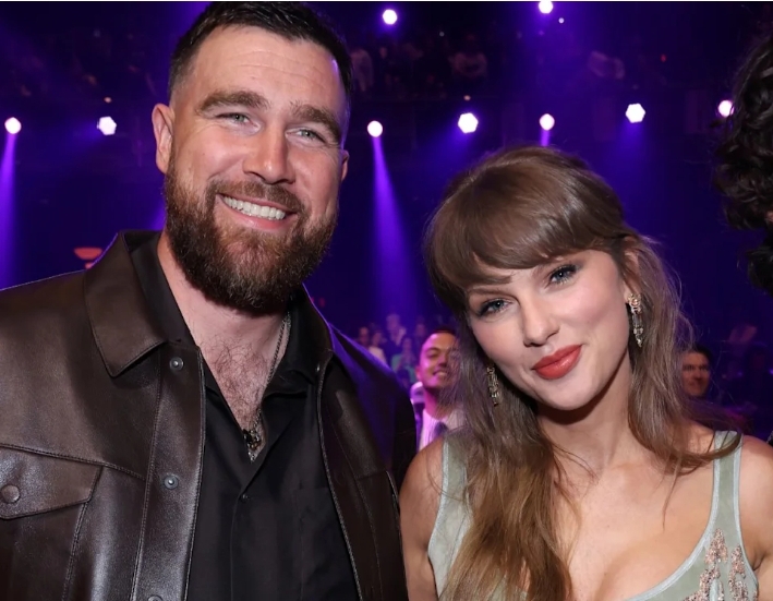 Taylor Swift dan Travis Kelce (Fot)