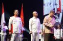 Hashim Djojohadikusumo dan Adhitya Yusma Perdana Sekjen DPP ABPEDNAS resmi melantik Struktur DPP DPD DPC Organisasi Sayap ABPEDNAS yaitu Srikandi Jaga Desa & Kelurahan di Ballroom The Djakarta Theater, Jakarta, Jumat (3/7/2026). (Istimewa)