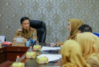Sekdaprov Lampung Marindo Kurniawan memimpin rapat pengembangan RS Bandar Negara Husada (RSBNH) di Bandarlampung, Selasa (30/6/2026)
