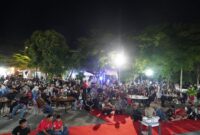 antusiasme warga berbaur menyaksikan pertandingan babak 32 besar Piala Dunia FIFA 2026 dalam acara nobar di PKOR Way Halim, Bandar Lampung