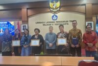 UMY menerima penghargaan Anugerah Kerja Sama Diktisaintek Tahun 2026 untuk kategori Perguruan Tinggi dengan Kerja Sama Pemerintah/Lembaga Swadaya Masyarakat Paling Berdampak.
