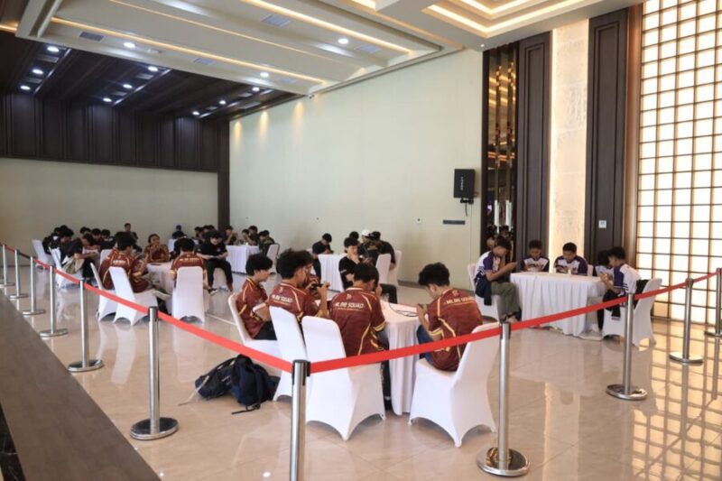 Pertandingan Turnamen Mobile Legends Kapolda Banten Cup 2026 berlangsung di Aula Gawe Kuta Baluwarti, Polda Banten, Sabtu (4/7/2026)