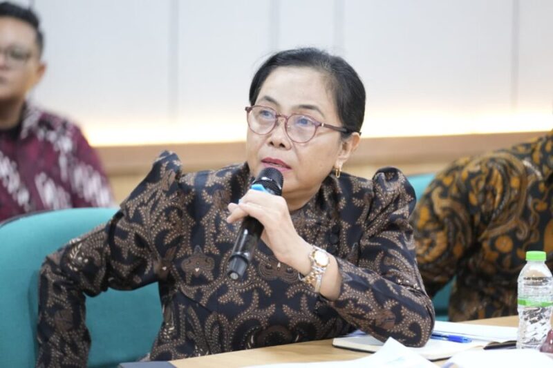 Esti Wijayati, Wakil Ketua Komisi X DPR RI