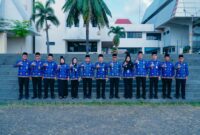 Sekdaprov Lampung berfoto bersama jajaran Aparatur Sipil Negara (ASN) usai Upacara Hari Koperasi ke-79 di Komplek Kantor Gubernur Lampung, Jumat (17/7/2026)