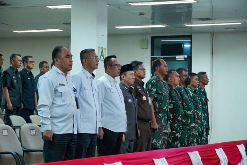 Jajaran pejabat pimpinan tinggi pratama di lingkungan Pemerintah Provinsi Lampung dan unsur Forkopimda menghadiri Rapat Paripurna DPRD Provinsi Lampung