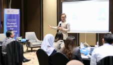 Wakil Menteri Dalam Negeri (Wamendagri) Bima Arya Sugiarto Menjadi pembicara dalam Advanced Leadership Programme (ALDP) 2026 bertajuk Strategic Leadership for Innovative Growth di Bandung, Jawa Barat, Selasa (21/7/2026).