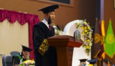 Foto Guru Besar Fakultas Hukum UMY, Prof. Dr. Mukti Fajar Nur Dewata
