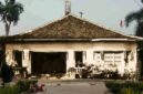 Rumah tempat Bung Karno dan Bung Hatta membacakan teks p RT oklamasi di Jl Pegangsaan Timur 56 telah dirobohkan pada masa Orde Lama, kini akan didirikan lagi di tempat sama yang belakangan telah dijadikan pelataran Tugu Petir. (Ihade(