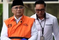 Yaqut Cholil Quomas menunggu saatnya masuk ruang sidang. (Jennus)