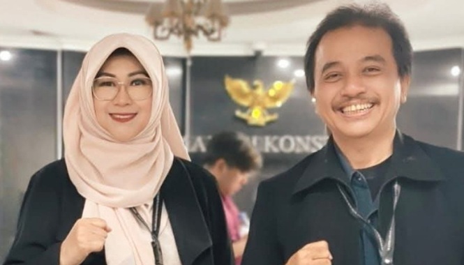 Dokter Tifa dan Roy Suryo (Jennus)