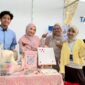 tim ReStitch UMY saat mengikuti pameran produk inovasi