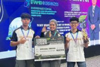 Mahasiswa Teknik UMY yang berhasil meraih tiga penghargaan di Kompetisi Beton Internasional Malaysia