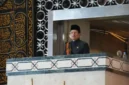 Menteri Agama Nasaruddin Umar saat menjadi khatib shalat Jumat di Masjidil Istiqlal dalam rangkaian Konferensi Imam Besar Dunia di Jakarta, Jumat (25/9/2026). (Humas Kemenag)