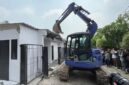 Sepuluh bangunan yang disebut sebagai fasilitas 