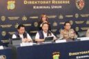 Wakil Direktur Reserse Kriminal Umum Polda Metro Jaya AKBP I Dewa Putu Gede Anom Danujaya memberikan keterangan dalam konferensi pers di Polda Metro Jaya, Jakarta, Rabu (30/9/2026). (Jennus)