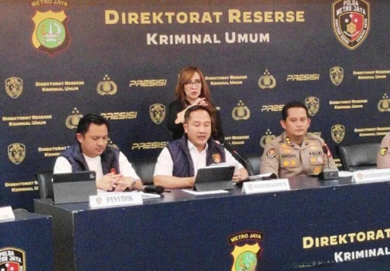 Wakil Direktur Reserse Kriminal Umum Polda Metro Jaya AKBP I Dewa Putu Gede Anom Danujaya memberikan keterangan dalam konferensi pers di Polda Metro Jaya, Jakarta, Rabu (30/9/2026). (Jennus)