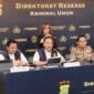 Wakil Direktur Reserse Kriminal Umum Polda Metro Jaya AKBP I Dewa Putu Gede Anom Danujaya memberikan keterangan dalam konferensi pers di Polda Metro Jaya, Jakarta, Rabu (30/9/2026). (Jennus)