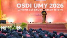 Ketua BPH UMY, Dr. Agung Danarto saat membuka rangkaian OSDI MABA UMY TA 2026/2027