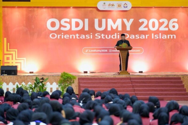 Ketua BPH UMY, Dr. Agung Danarto saat membuka rangkaian OSDI MABA UMY TA 2026/2027