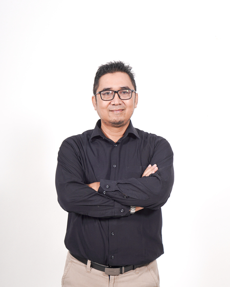 Foto Dosen Prodi Pendidikan Bahasa Inggris, Endro Dwi Hatmanto, S.Pd., M.A., Ph.D.  