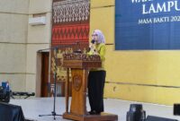 Wakil Gubernur Lampung Jihan Nurlela memberikan motivasi kepada peserta agar memanfaatkan teknologi informasi sebagai sarana membuka peluang ekonomi dan meningkatkan kesejahteraan keluarga, Sabtu (26/9/2026).
