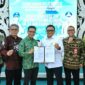 Dadang Supriatna berfoto bersama jajaran usai meresmikan Nota Kesepakatan Sinergitas Pelayanan Pertanahan dan Tata Ruang Kabupaten Bandung