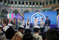 Achmad Dimyati Natakusumah mengikuti rangkaian acara keagamaan "Cahaya Hati Cahaya Indonesia" edisi Doa untuk Bangsa di Masjid Raya Al-Azhom