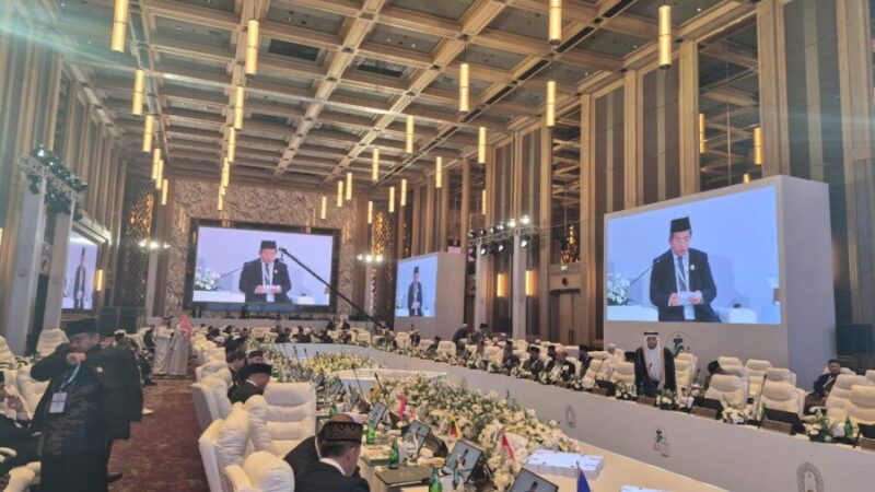 Delegasi Kementerian Agama RI yang dipimpin Direktur Penerangan Agama Islam Muchlis M. Hanafimemimpin sidang sesi kedua Konferensi Negara-negara ASEAN di Phnom Penh, Kamboja, Senin (5/10/2026). (Humas Kemenag)