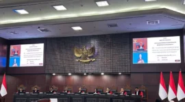 Mahkamah Konstitusi membacakan putusan perkara Perselisihan Hasil Pemilihan Umum Presiden dan Wakil Presiden 2024 di Gedung MK, Jakarta, Selasa (6/10/2026) malam. (Jennus)