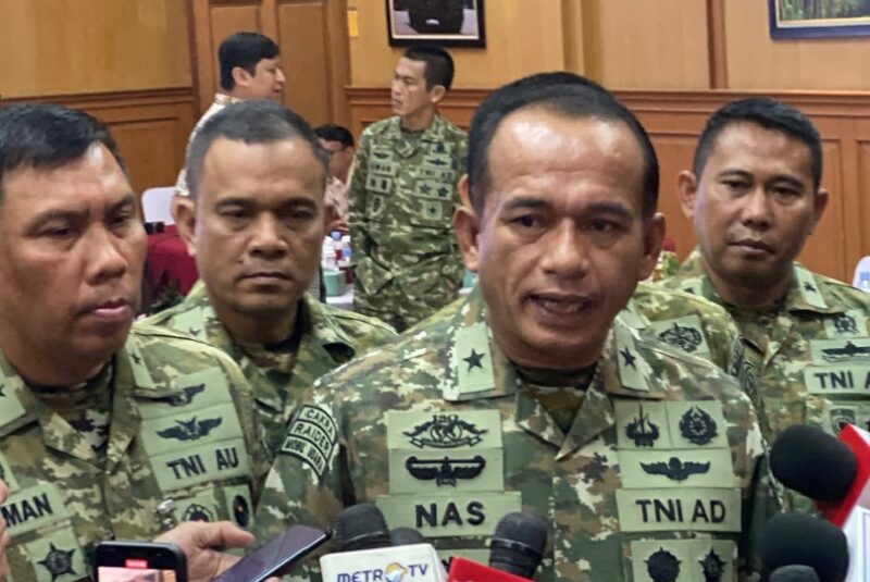 Kepala Pusat Penerangan TNI Mayjen TNI Muhammad Nas beserta jajaran. (Jennus)