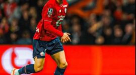 Bek tim nasional Indonesia, Calvin Verdonk, saat bermain bersama klub Lille. (X.com)
