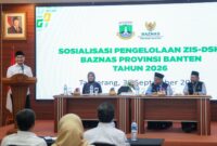 Achmad Dimyati Natakusumah menyampaikan sambutan dan arahan pada acara Sosialisasi Pengelolaan Zakat, Infak, dan Sedekah (ZIS) serta Dana Sosial Keagamaan Lainnya