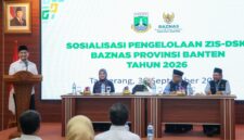 Achmad Dimyati Natakusumah menyampaikan sambutan dan arahan pada acara Sosialisasi Pengelolaan Zakat, Infak, dan Sedekah (ZIS) serta Dana Sosial Keagamaan Lainnya