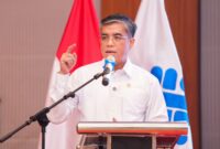 Menteri Ketenagakerjaan Yassierli memberikan arahan saat membuka Temu Mitra Ketenagakerjaan bertajuk “Mewujudkan Pasar Kerja Inklusif” di Bekasi