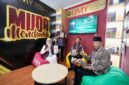 Kepala SMA N 1 Sedayu, bersama Sekretaris Universitas dan pimpinan Direktorat Komunikasi Publik UMY berfoto bersama di UMY Corner SMAN 1 Sedayu