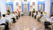 Banten Andra Soni dan manajemen PTPN IV Regional Banten yang membahas penyerapan tenaga kerja lokal serta tumpang sari di Gedung Negara Provinsi Banten.
