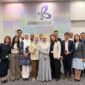Kaprodi Ilmu Komunikasi UMY, Dr. Filosa Gita Sukmono (belakang kiri foto) bersama para penerima Visiting Fellowship JFSEAP di Kyoto University, Jepang