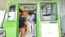 proses cek kesehatan gratis yang diselenggarakan oleh UMY dan UPTD Puskesmas 1 kepada civitas UMY